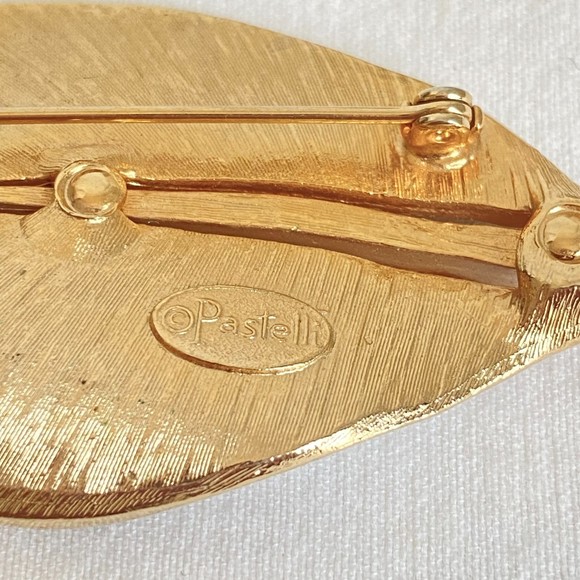Pastelli Brushed Gold Tone Leaf Brooch - Picture 5 of 6